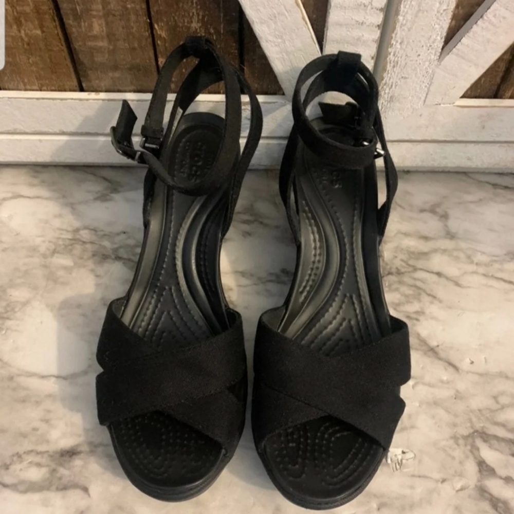 Crocs Sandals Wedges size 8 Black